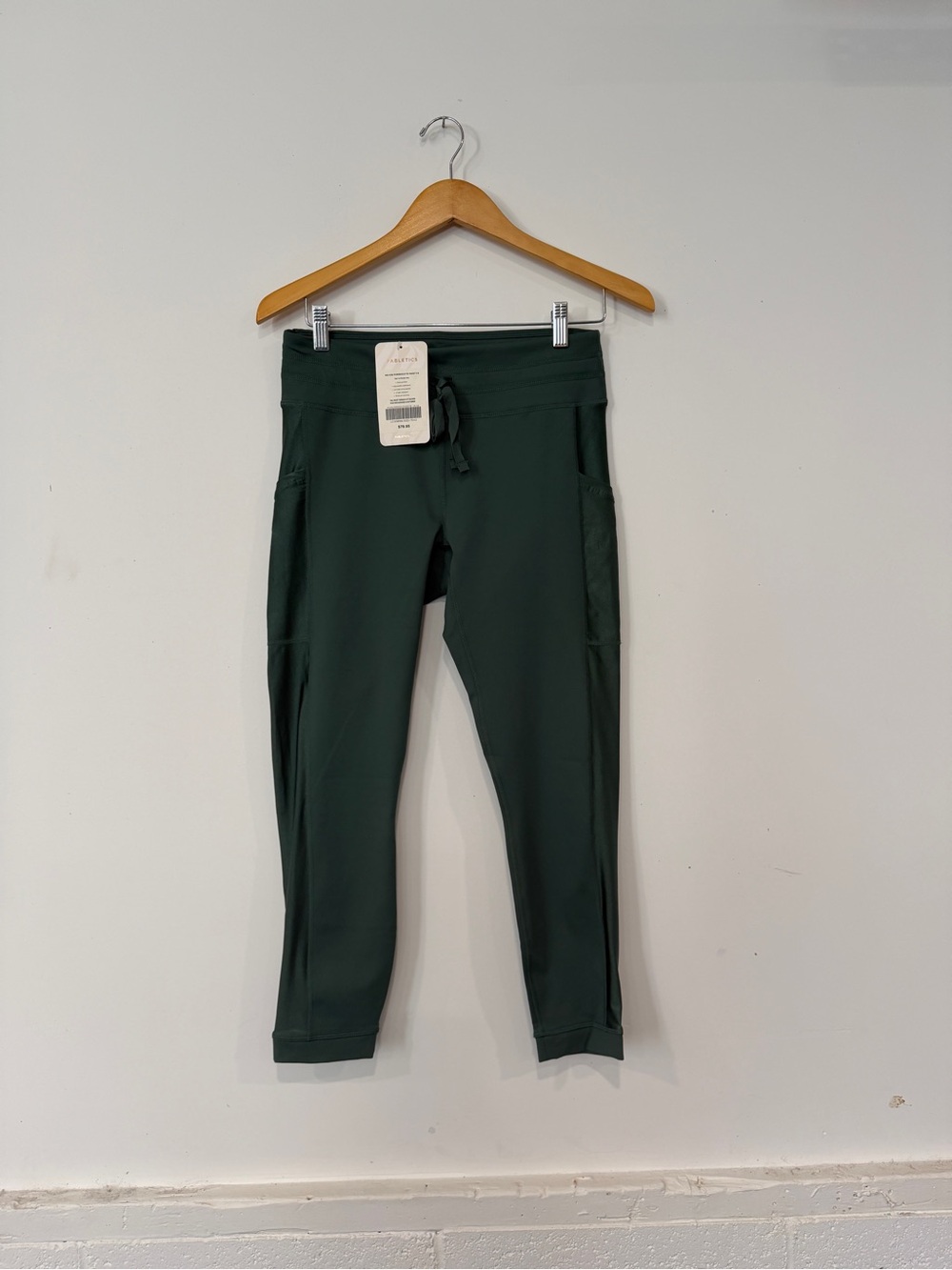 Fabletics Forest Green mid rise powerhold Pull-On Active Leggings with Pockets